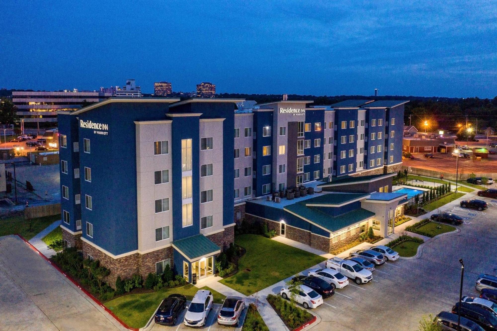 Residence Inn By Marriott Tulsa Midtown Bagian luar foto