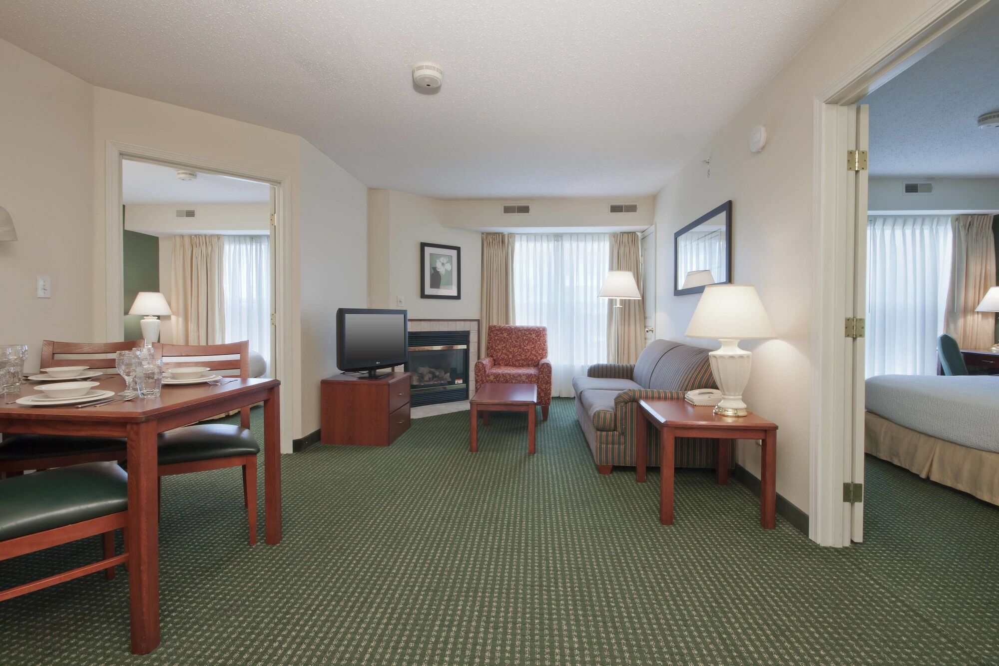 Residence Inn By Marriott Tulsa Midtown Bagian luar foto