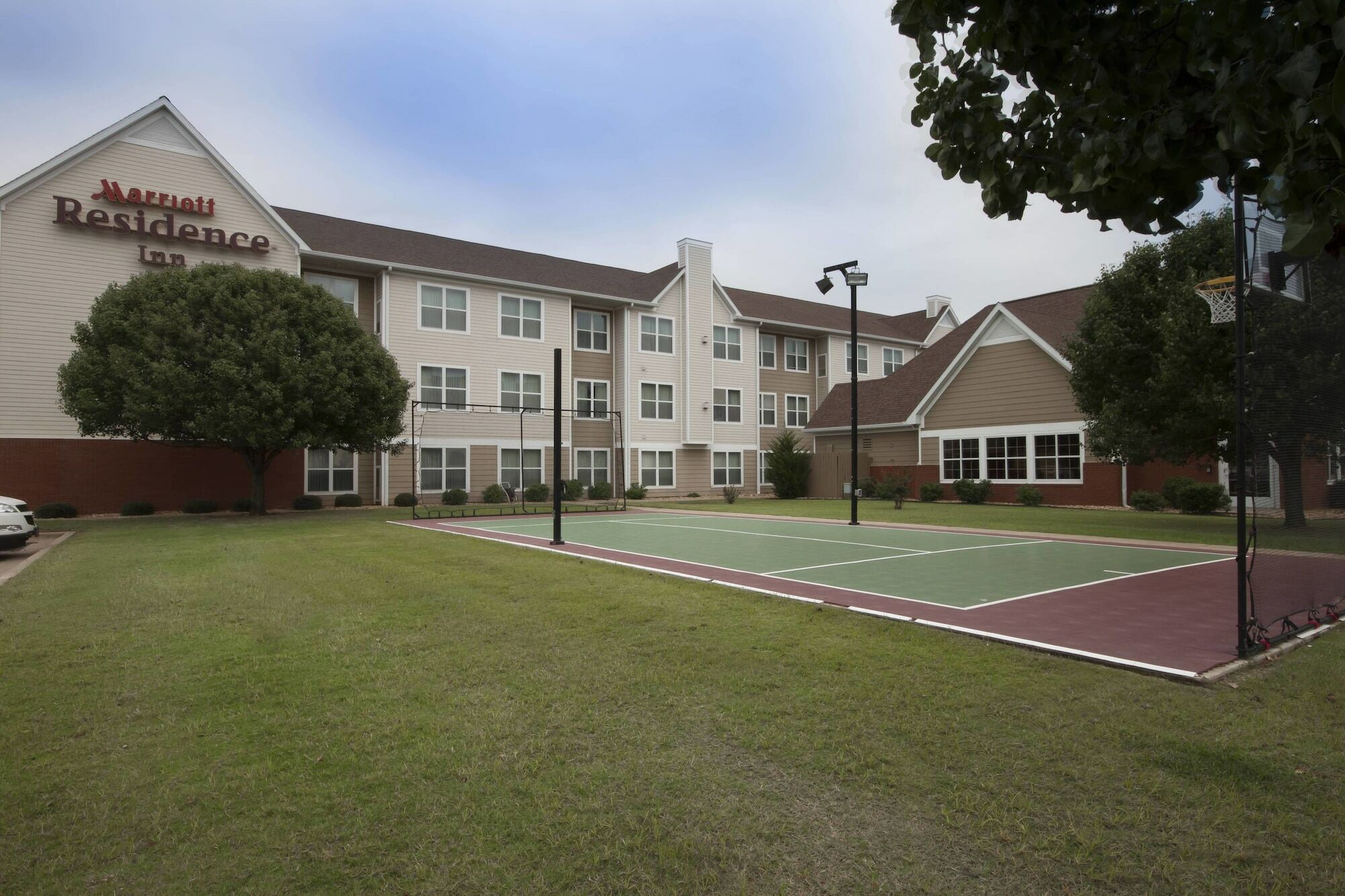 Residence Inn By Marriott Tulsa Midtown Bagian luar foto